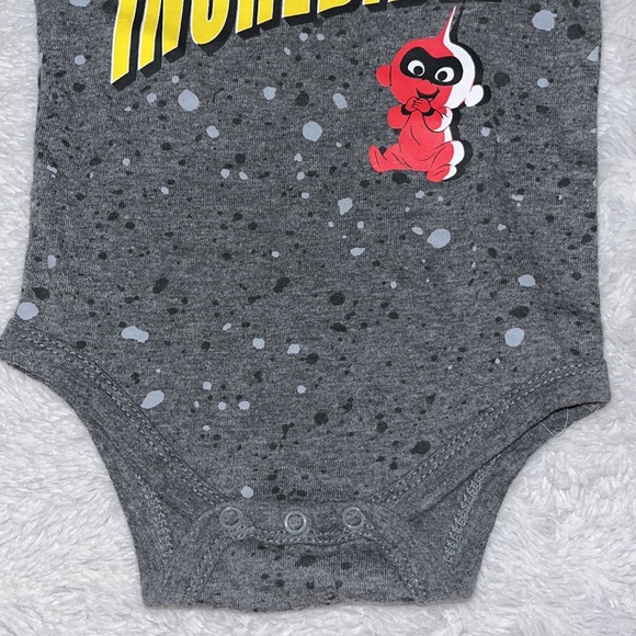 (3 for $10) the incredibles bodysuit - Picture 3 of 5